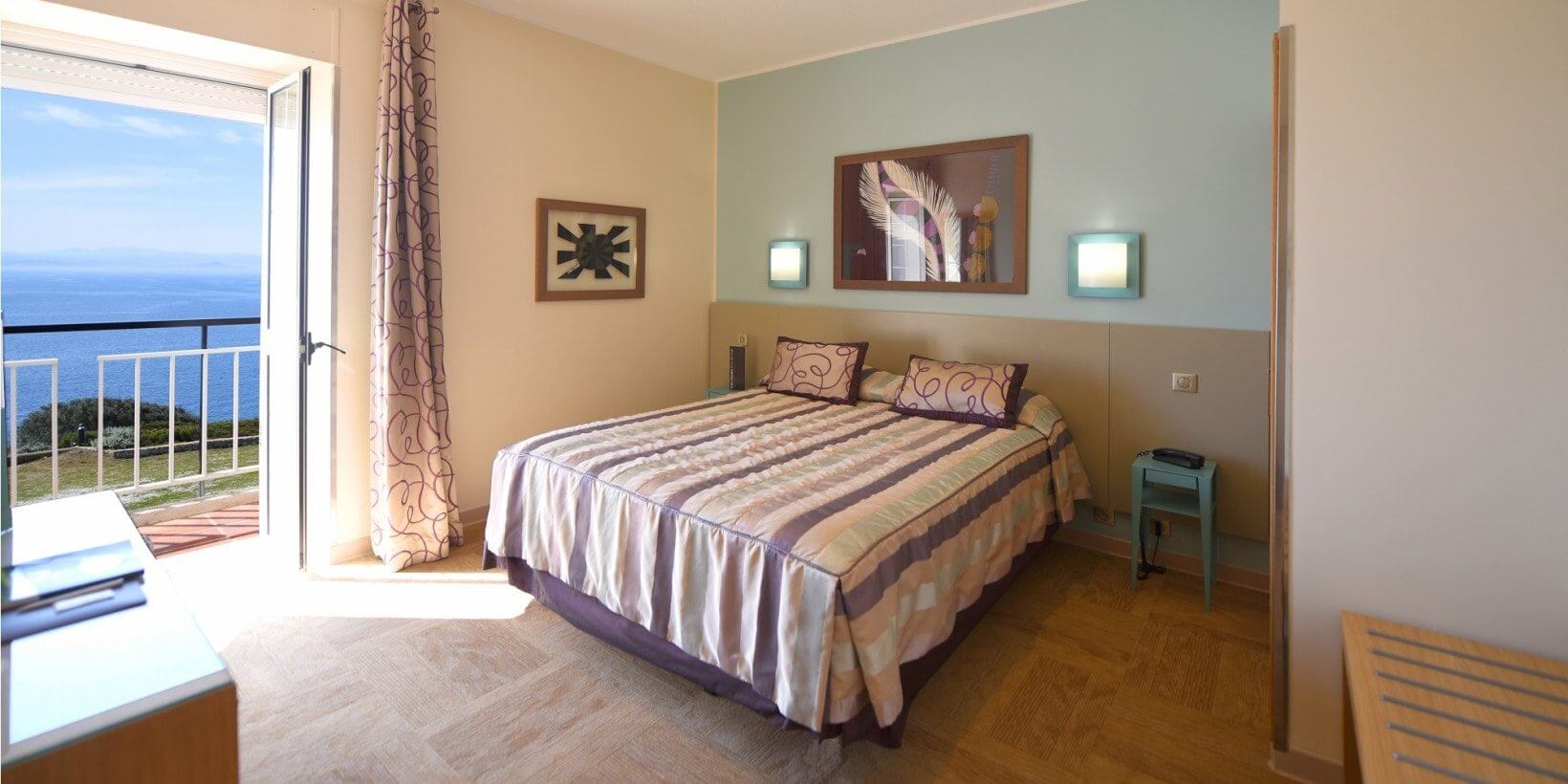 Hotel SantaTeresa Bonifacio Corsica Frankrijk tweepersoonskamer superieur balkon zeezicht
