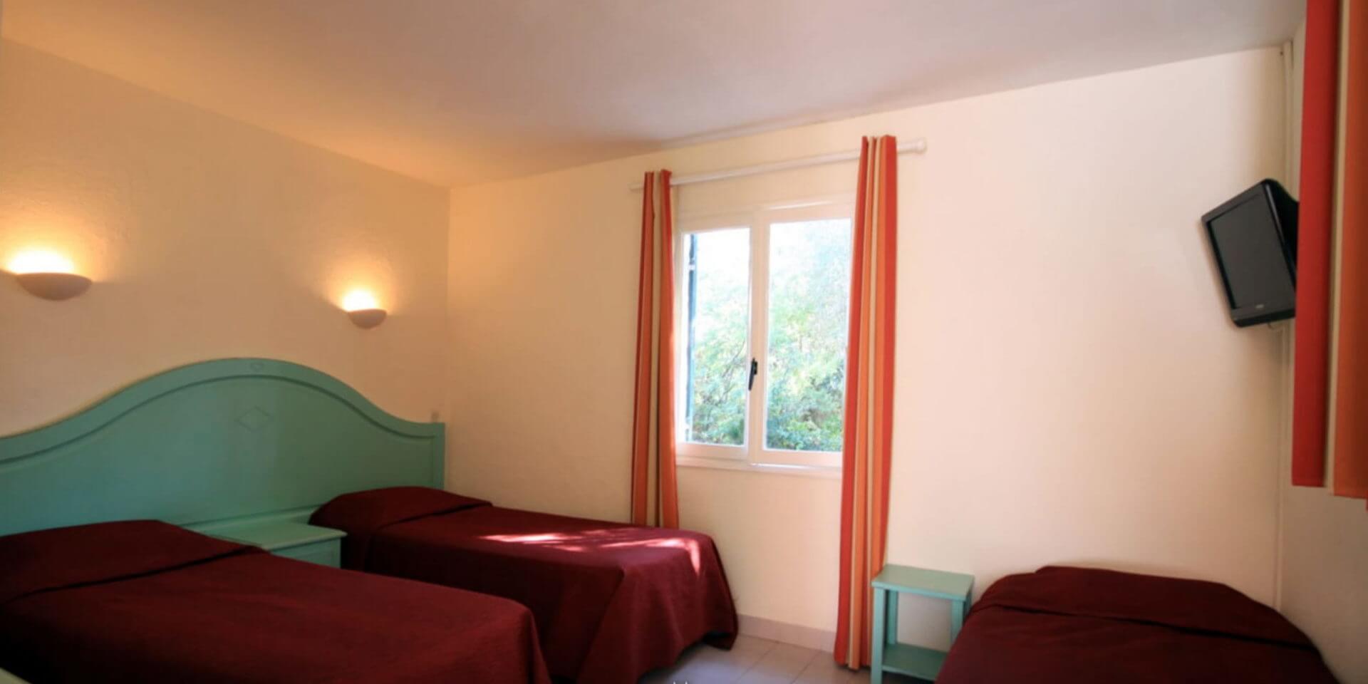 Hotel Arcu di Sole Propriano Corsica Frankrijk driepersoonskamer