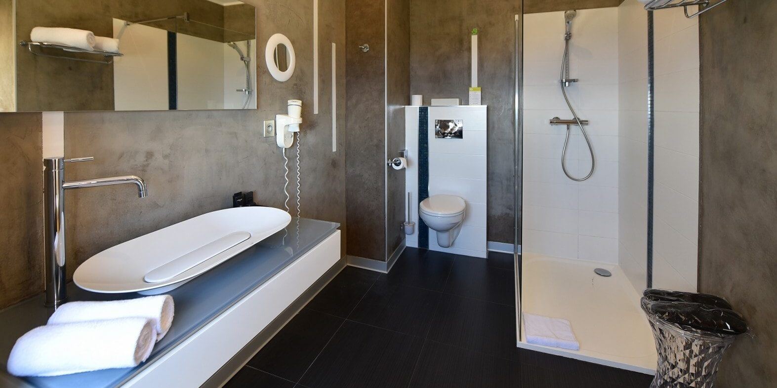 Hotel SantaTeresa Bonifacio Corsica Frankrijk badkamer -persoonskamer Superieur balkon