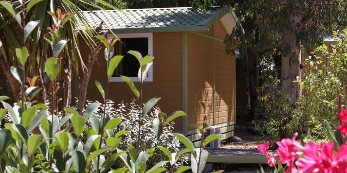 Camping La Pinede Calvi Balagne Corsica Frankrijk chalet