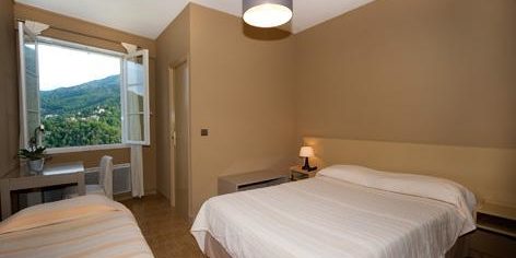Hotel Le Refuge Orezza Piedicroce Corsica Frankrijk driepersoonskamer uitzicht