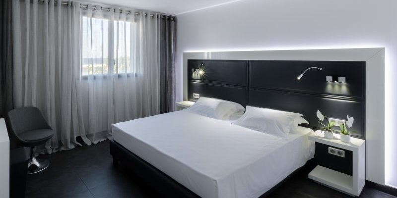 Residence L’Amiral Ile Rousse Corsica Frankrijk appartement Calypso slaapkamer