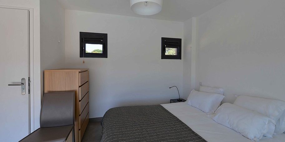 Les Villas de Lorello Porticcio Corsica Frankrijk slaapkamer