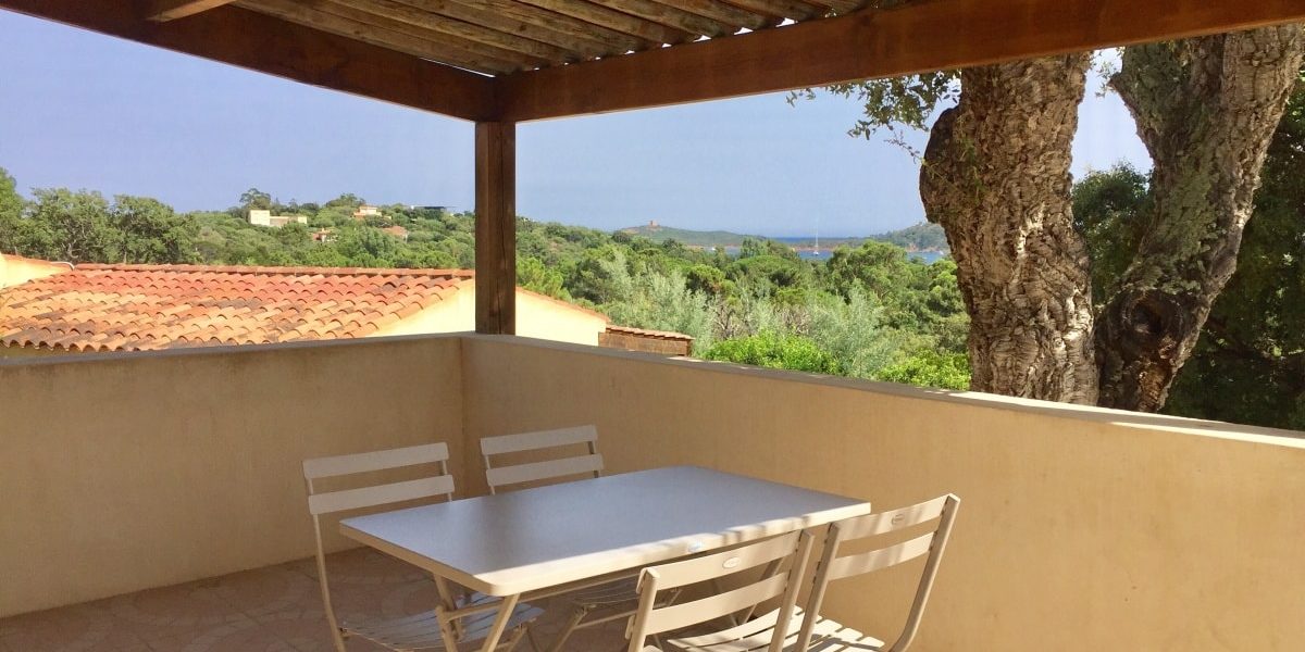 Residence U Paesolu Pinarello Sainte-Lucie-de-Porto-Vecchio Porto-Vecchio Corsica Frankrijk minivilla terras bbq barbecue