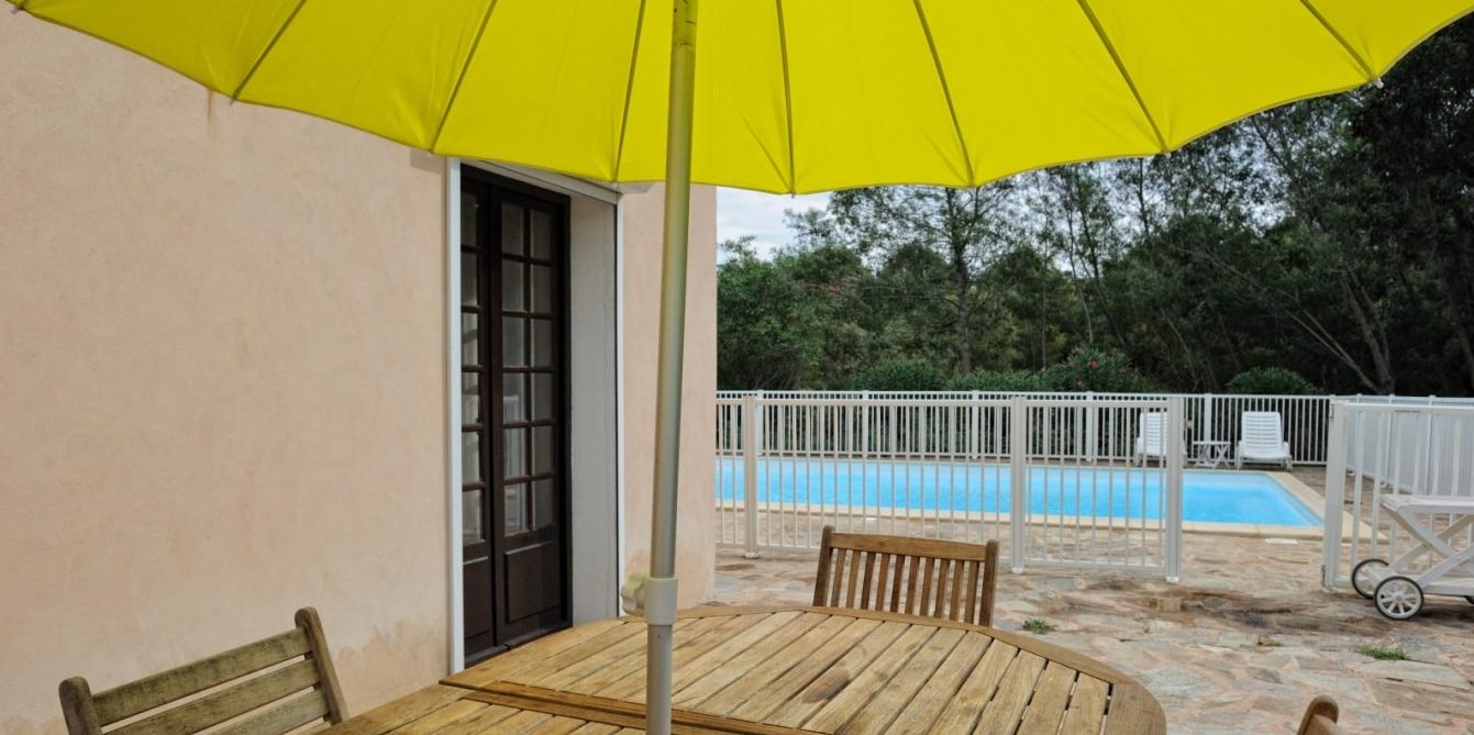 Residence U Paesolu Pinarello Sainte-Lucie-de-Porto-Vecchio Porto-Vecchio Corsica Frankrijk vierkamervilla-Standing terras privezwembad