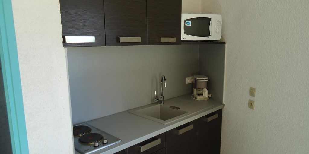 Residence maina Cargese Corsica Frankrijk keuken