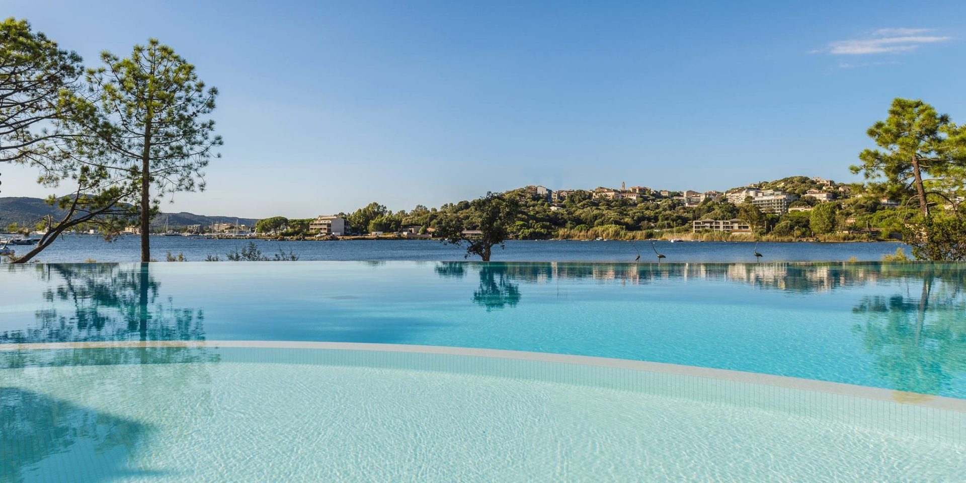 Hotel Don Cesar Porto-Vecchio Corsica Frankrijk overloopbad infinity-pool zwembad
