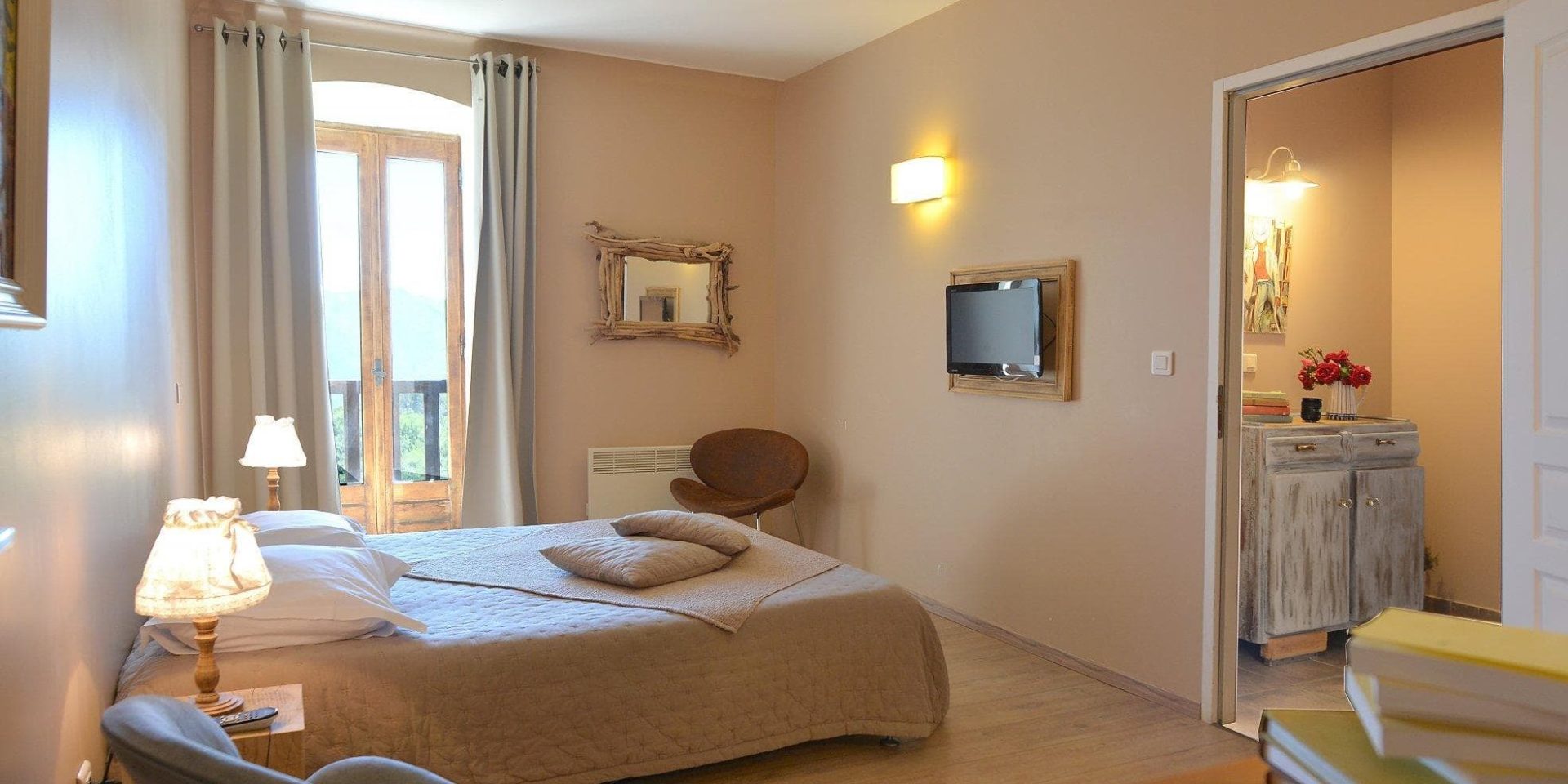 Hotel U Frascone Venaco Restonica Corsica Frankrijk kamer-en suite