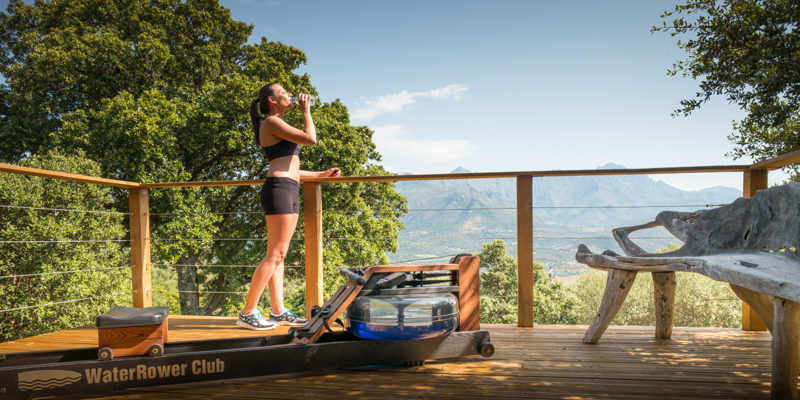 Hotel A Piattatella Monticello Balagne Corsica Frankrijk sporten outdoor vrouw fitness-apparaten